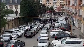 Xırdalan vağzalının ətrafında xaotik vəziyyət - VİDEO