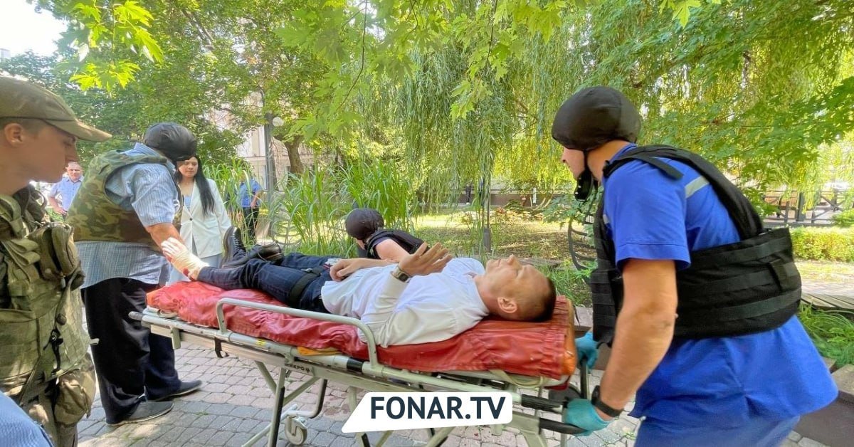 Belqorodda nikah sarayına PUA hücumu - Bəy və gəlin yaralandı - FOTO - foto 1