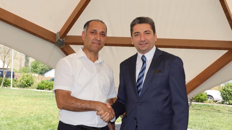Jurnalistə Qarabağda ev verildi - FOTOLAR - foto 3