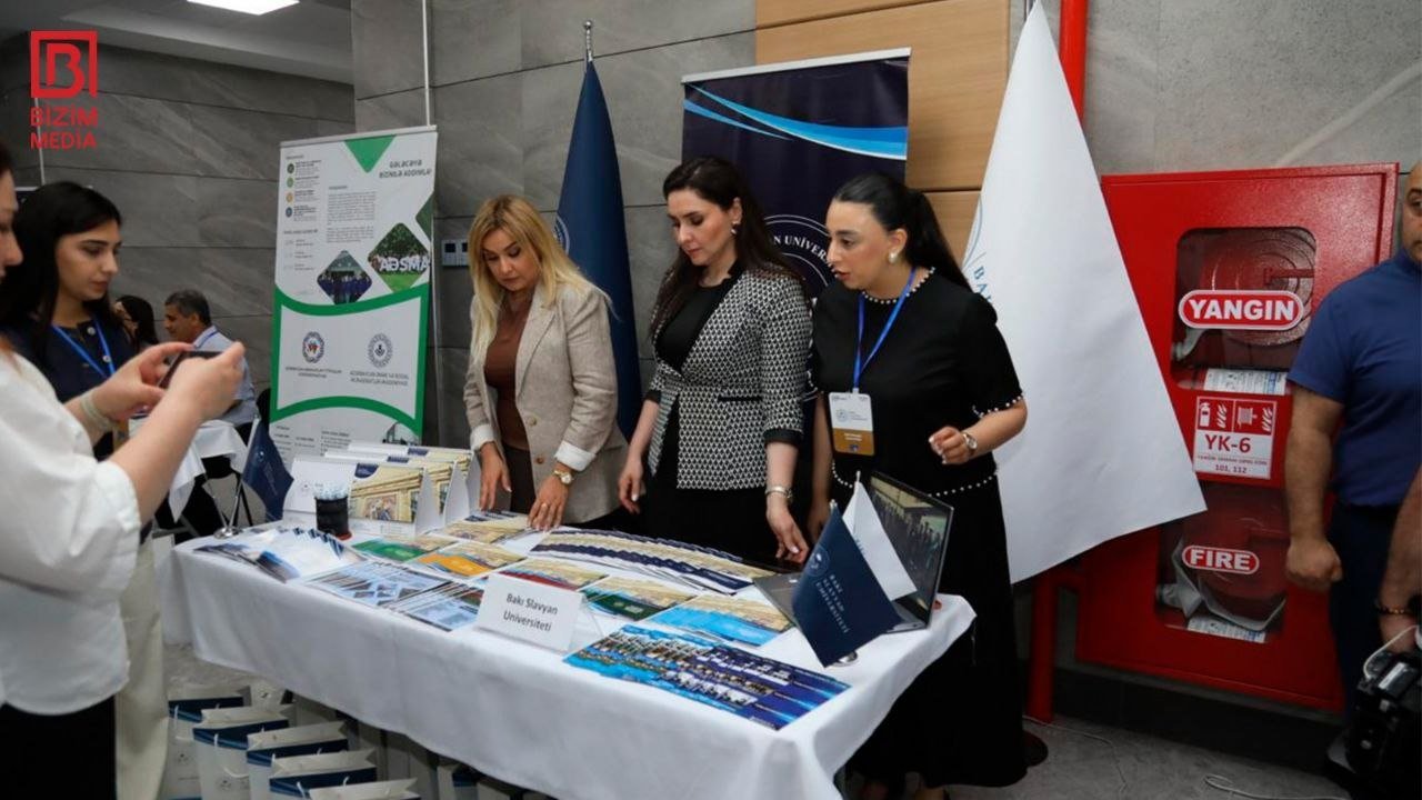 Universitet seçiminə kömək edəcək sərgi AÇILDI – Abituriyentlər üçün yeni İMKAN – FOTO - foto 3