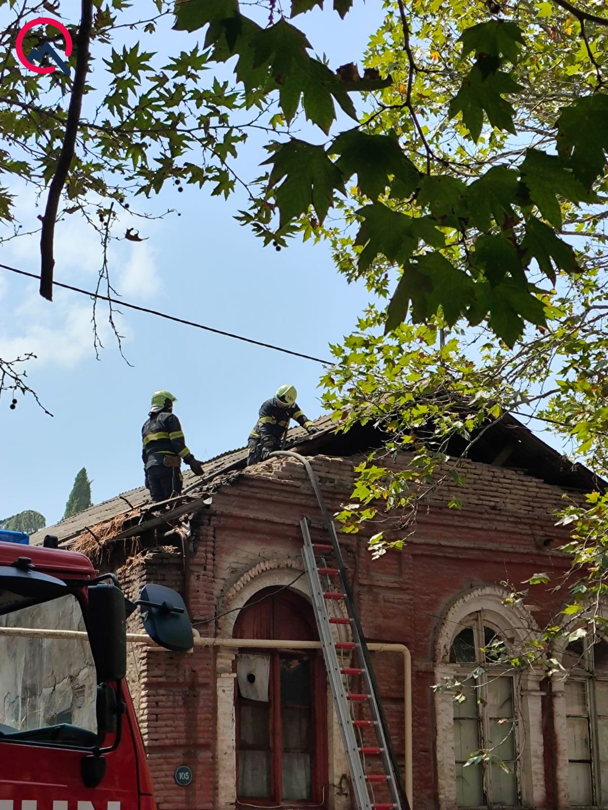 Gəncədə yaşayış evi yandı - FOTO - foto 3