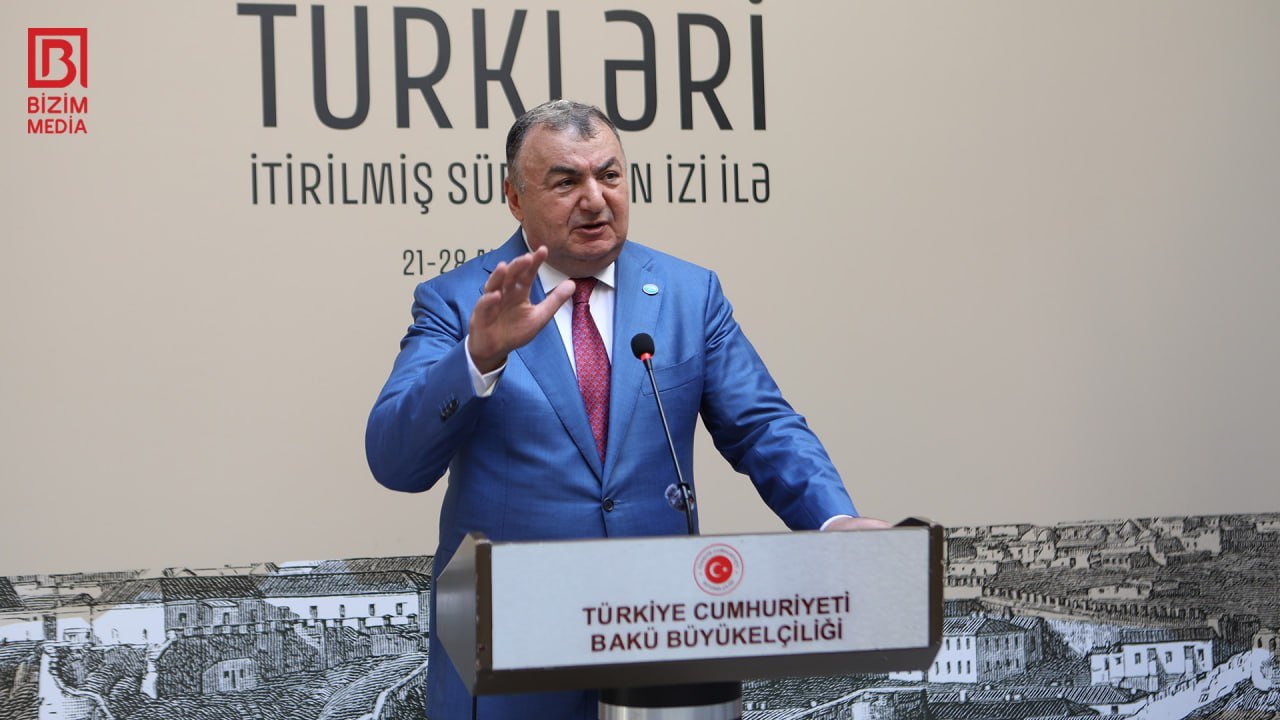 “Ahıska Türkləri - İtmiş Sürgünün İzində” sərgisinin açılış mərasimi keçirildi – FOTO - foto 3