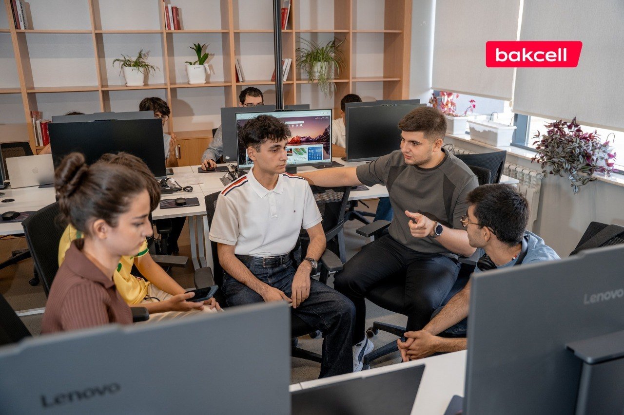 Bakcell Peerstack Academy tələbələri üçün hakaton keçirdi – FOTO - foto 6