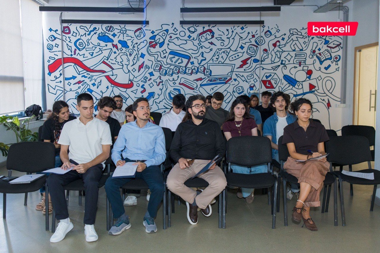 Bakcell Peerstack Academy tələbələri üçün hakaton keçirdi – FOTO - foto 4