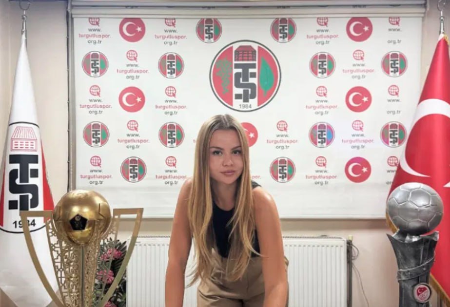 22 yaşlı qız Türkiyənin futbol klubuna baş məşqçi təyin olundu
