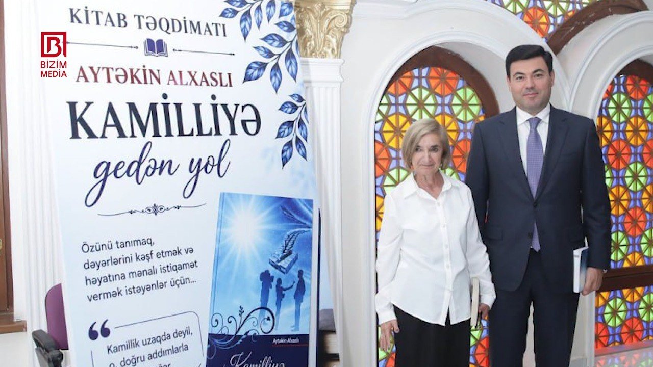 Tanınmış jurnalistin kitab təqdimatından MARAQLI ANLAR – VİDEO - foto 5