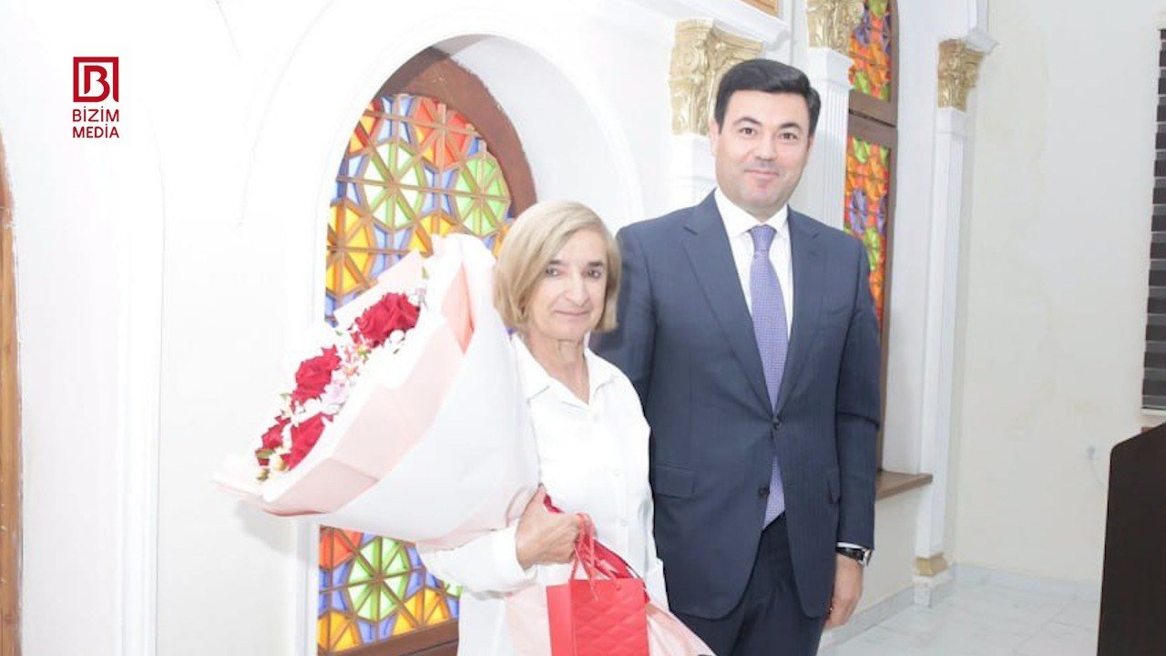 Tanınmış jurnalistin kitab təqdimatından MARAQLI ANLAR – VİDEO - foto 3