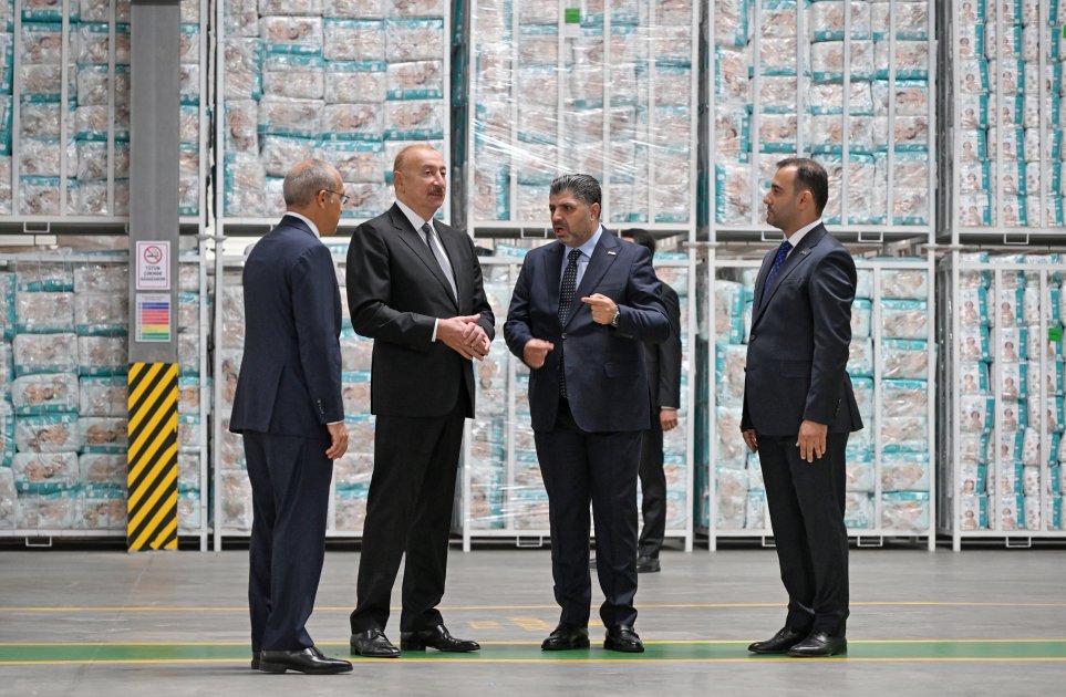 Prezident Qaradağda kağız və gigiyenik məhsulların istehsalı müəssisəsinin açılışında– FOTO - VİDEO - foto 12