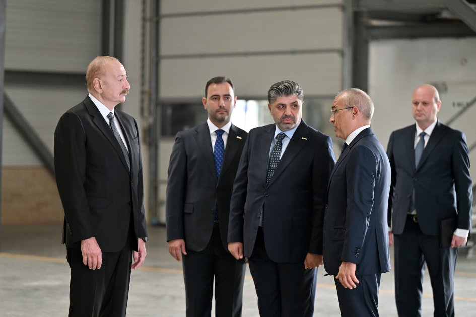 Prezident Qaradağda kağız və gigiyenik məhsulların istehsalı müəssisəsinin açılışında– FOTO - VİDEO - foto 13