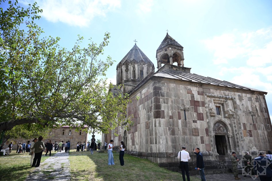 Diplomatik korpus nümayəndələri Gəncəsər monastırında – FOTO/VİDEO - foto 15
