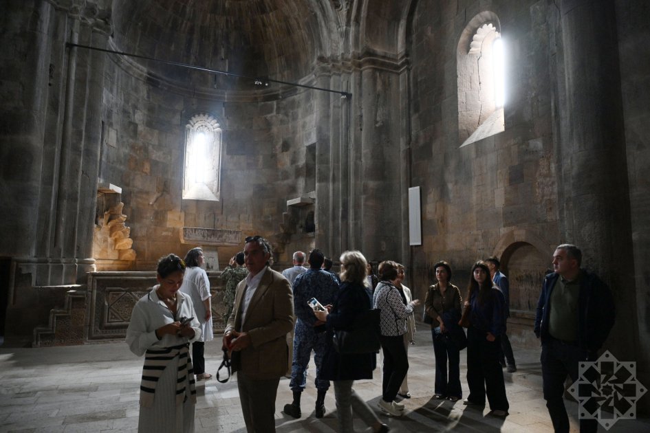 Diplomatik korpus nümayəndələri Gəncəsər monastırında – FOTO/VİDEO - foto 4