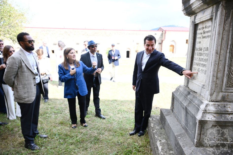 Diplomatik korpus nümayəndələri Gəncəsər monastırında – FOTO/VİDEO - foto 13