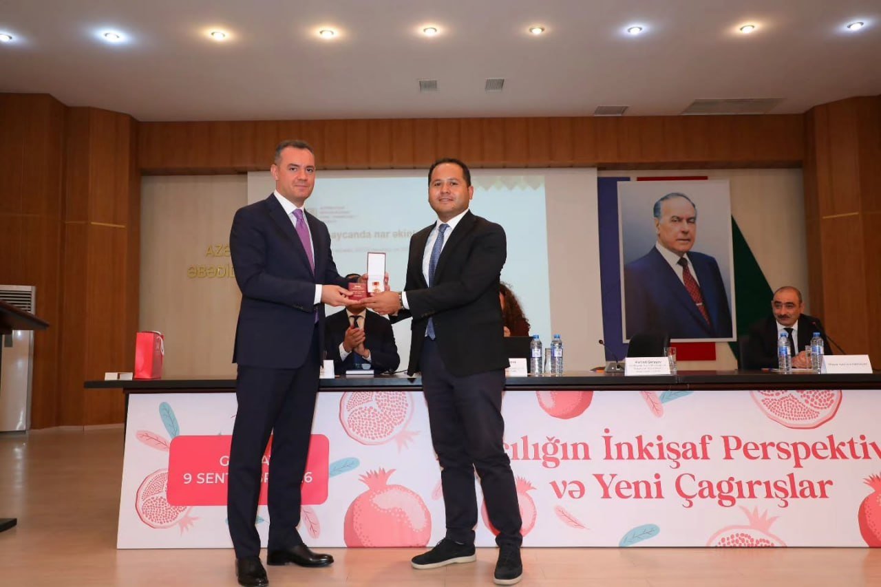 Göyçayda “Narçılığın İnkişaf Perspektivləri və Yeni Çağırışlar” mövzusunda görüş keçirildi – FOTO - foto 17