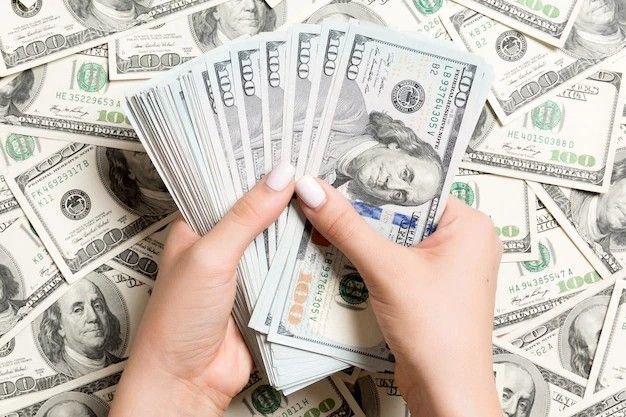 İş adamı sevgilisinə hədiyyə etdiyi 369 min dolları geri istədi İş adamı sevgilisinə hədiyyə etdiyi 369 min dolları geri istədi
