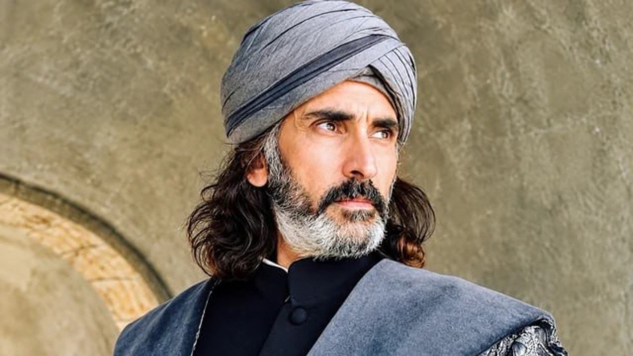 Beynəlxalq axtarışa verdiyimiz şəxsi türk aktyorla səhv saldılar – Erməni mediasının YANLIŞLIĞI - FOTO - foto 1