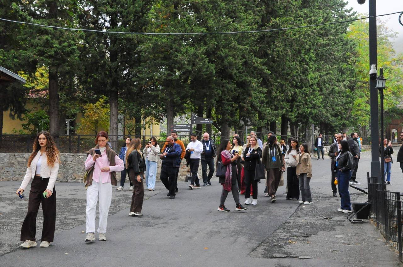 Şəkidə mediatur: Tarixi məkanlar, sənətkarlıq nümunələri - FOTO - foto 14