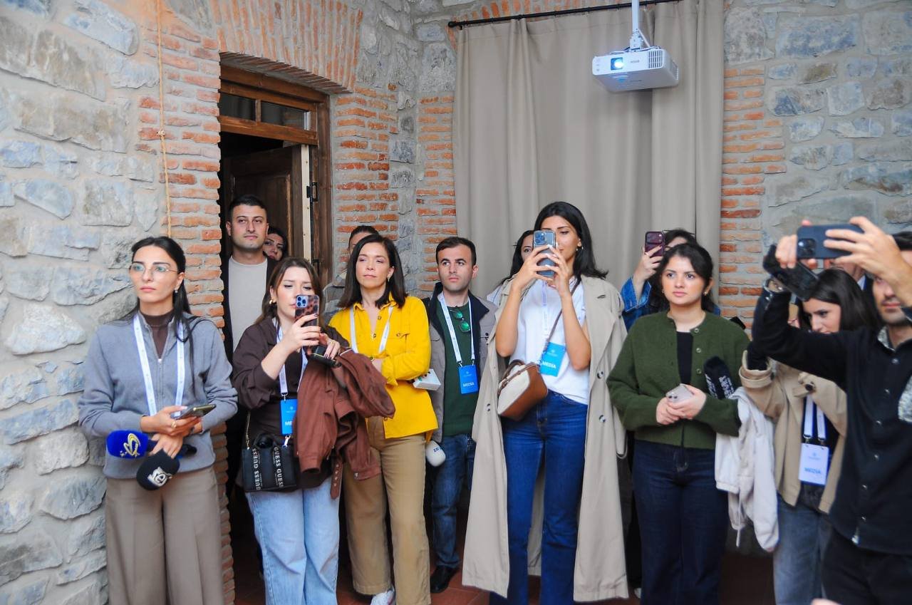 Şəkidə mediatur: Tarixi məkanlar, sənətkarlıq nümunələri - FOTO - foto 25