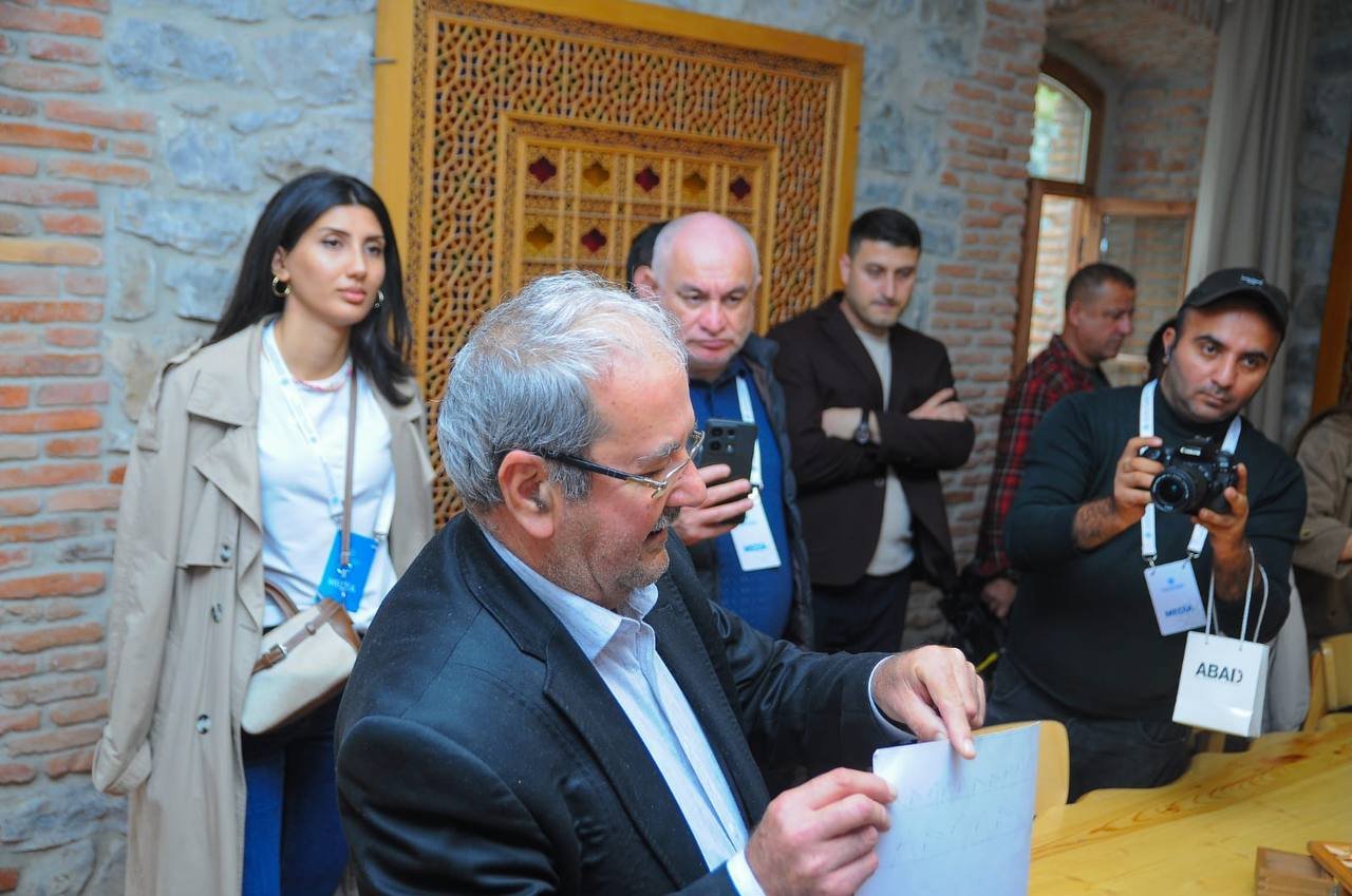 Şəkidə mediatur: Tarixi məkanlar, sənətkarlıq nümunələri - FOTO - foto 29