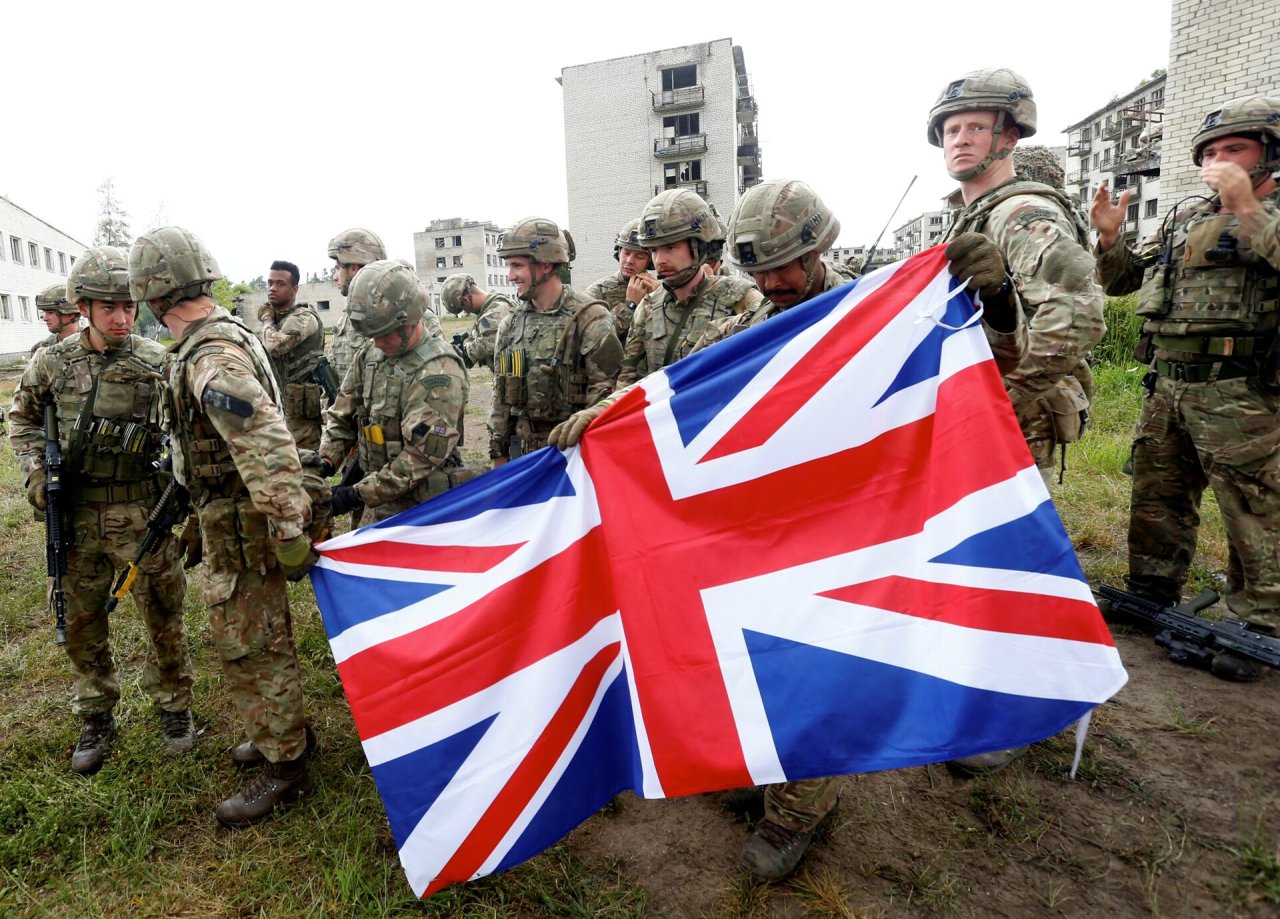 Britaniya müharibəyə hazırlaşır