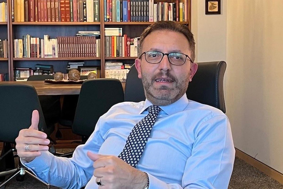 AKP-nin keçmiş deputatı HƏBS EDİLDİ AKP-nin keçmiş deputatı HƏBS EDİLDİ