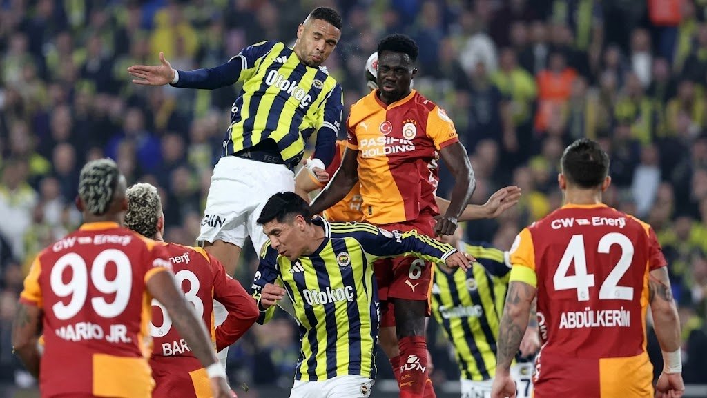 Bu gün İstanbul derbisi olacaq Bu gün İstanbul derbisi olacaq