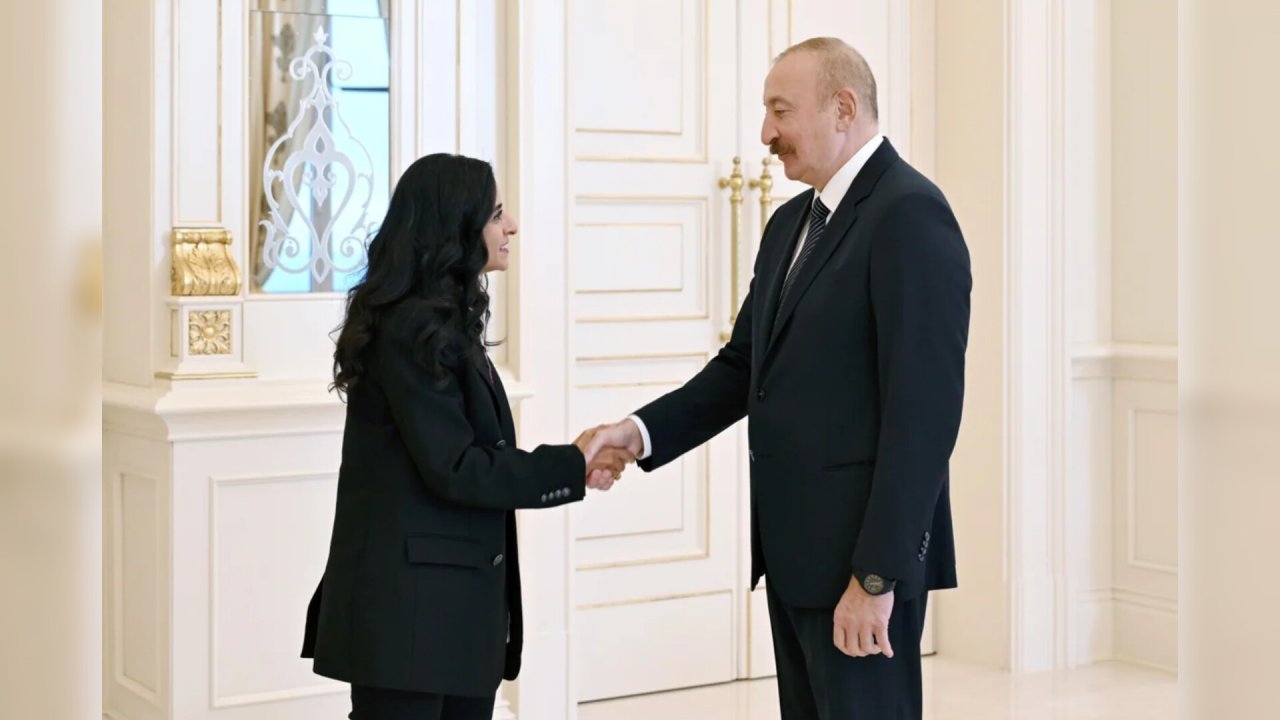 Prezidentin Şeyxa Əl Nuveysi ilə görüşündən VİDEOÇARX