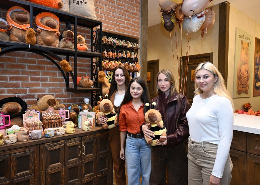 Leyla Əliyeva Şamaxıda “Capybara Azerbaijan” fermasında olub - FOTO - foto 4