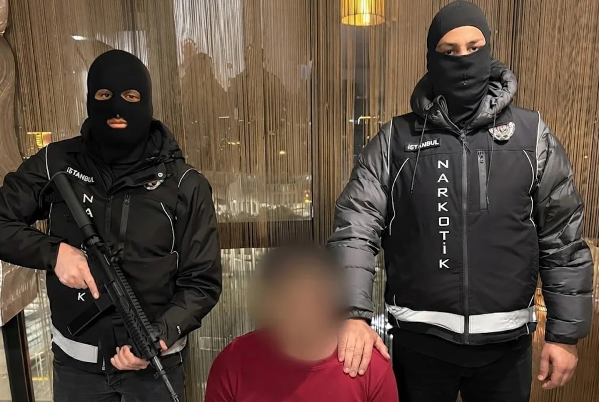 Beynəlxalq axtarışda olan narkobaron İstanbulda yaxalandı &ndash; VİDEO