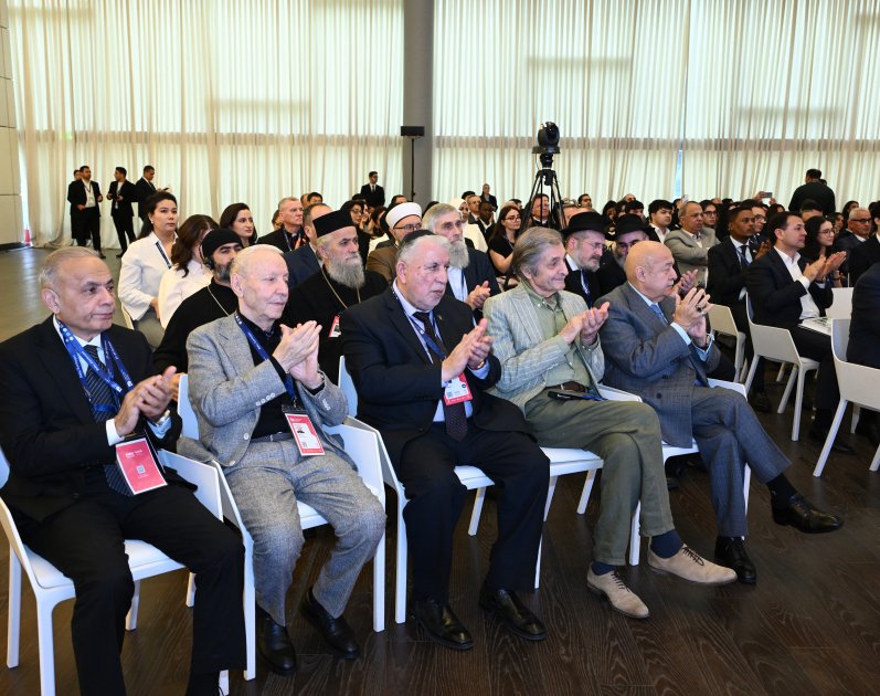 ICESCO-nun “Sülh kitabı”nın Azərbaycana həsr edilən III nəşrinin təqdimatı olub - FOTO - foto 6