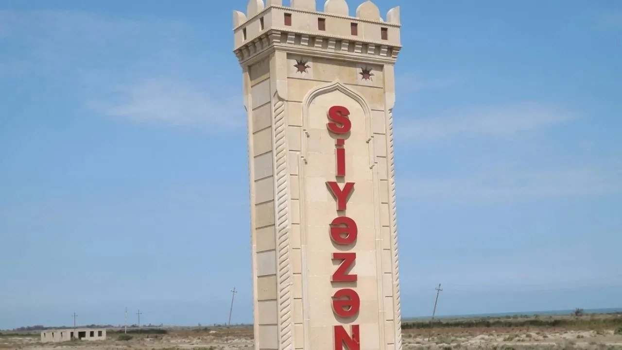 Siyəzəndə ünvanlı sosial yardıma görə qayınata kürəkənini döydü