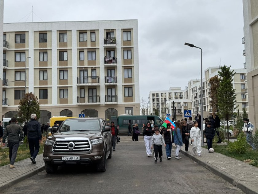 Növbəti köç karvanı Ağdam şəhərinə çatdı – Foto - foto 1