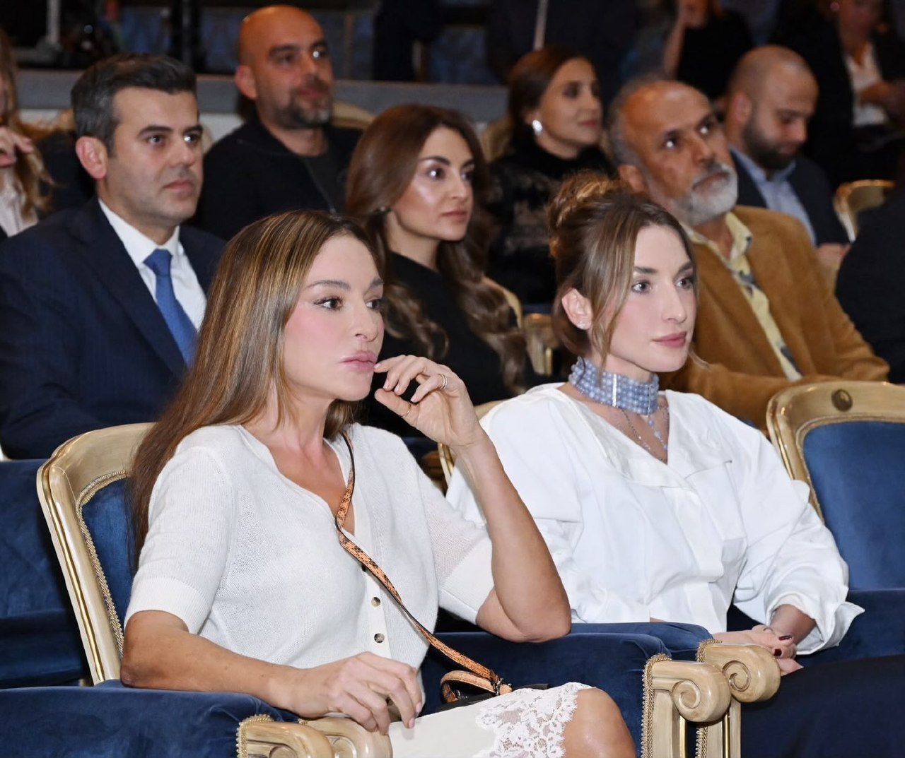 Alyona Əliyeva "Qağayı" tamaşasından paylaşım etdi - Foto Alyona Əliyeva "Qağayı" tamaşasından paylaşım etdi - Foto