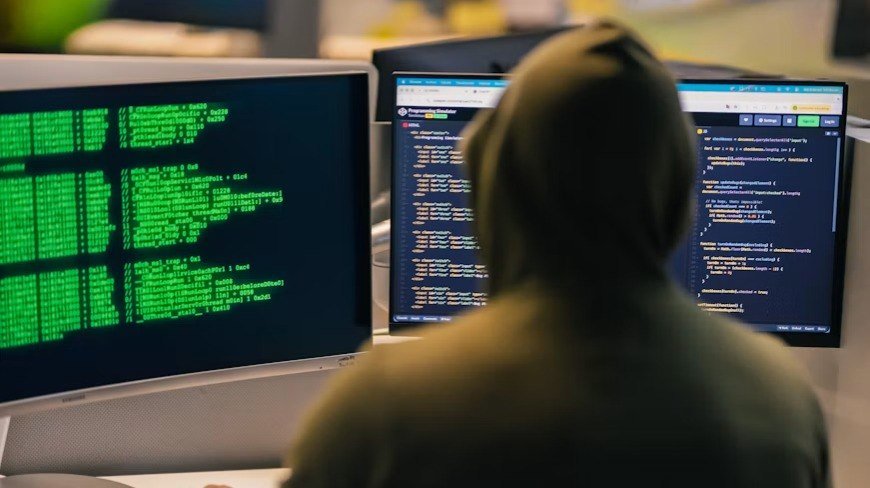 “Binance”a Haker hücumu: Mask günahlandırıldı