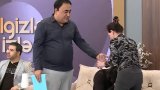 Elgizdən efirdə halı pisləşən şəxsə fərqli reaksiya - VİDEO