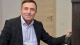 "Mənimlə bir dəfə şəkil çəkdirib, deyir ki, ustadımdır"
