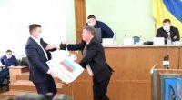 Rusiya bayrağına görə ukraynalı deputatlar arasında dava düşdü – VİDEO+FOTO