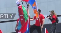 Ermənilərdən etnik zorakılığa çağırış - ABŞ-da bayrağımıza bükülən manekenin “edamı” - VİDEO