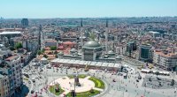 İranlı cütlük İstanbulda hamının gözü önündə soyundu – SƏBƏB - FOTO