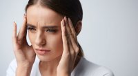 Davamlı təkrarlanan baş ağrılarının 5 SƏBƏBİ