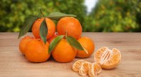 Mandarinin FAYDALARI - Gün ərzində nə qədər naringi yemək olar?
