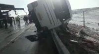 Şərqi Azərbaycanda avtobus aşdı - 2 ölü, 5 yaralı var - VİDEO