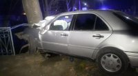 Ağstafada avtomobil ağaca çırpıldı, sürücü öldü - FOTO