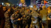 İrəvanda polislə toqquşmalar başladı: Paşinyan üçün çətin gecə... / FOTO-VİDEO