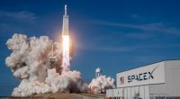 “SpaceX” orbitə daha 46 internet peyki çıxardı