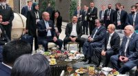 Səmərqənddə prezidentlərin SƏMİMİ FOTOSU