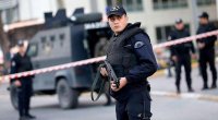 Türkiyədə polis yataqxanasına silahlı BASQIN - Ölən və yaralanan var 
