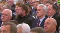 Ramzan Kadırov Putinin çıxışı zamanı göz yaşlarını axıtdı - VİDEO