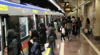 Tehranda qadınlar metroda başlarını açdı – ANBAAN VİDEO