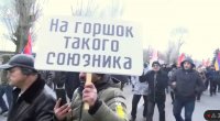 Gümrüdə polis anti-Rusiya aksiyasının iştirakçılarını saxladı - VİDEO