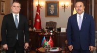 Ceyhun Bayramov Çavuşoğlu ilə regional əməkdaşlığı müzakirə edib